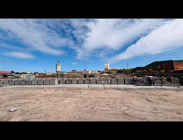 22,489M² INDUSTRIAL YARD TO LET IN CHAMDOR
